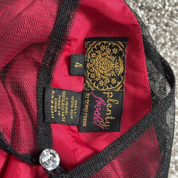 Red and Black Floral Dress - Picture 6 of 6